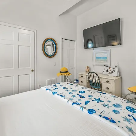 A Charming Beach Cottage On Elm